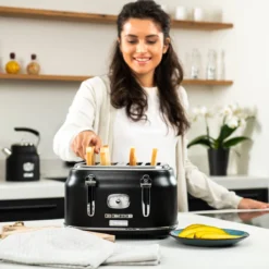 Westinghouse Retro Waterkoker + Broodrooster 4 Sleuven + Staafmixer - Zwart 17 Westinghouse Retro Waterkoker + Broodrooster 4 Sleuven + Staafmixer - Zwart -Le Creuset Winkel 1200x1200 189