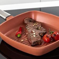 Westinghouse Pannenset Performance (Wokpan + Grillpan) ø 28 Cm - Rood - Inductie En Alle Andere Warmtebronnen -Le Creuset Winkel 1200x1200 45
