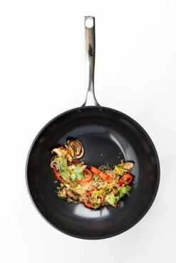 BK Wokpan Superior - Aluminium - ø 30 Cm - Keramische Anti-aanbaklaag -Le Creuset Winkel 21994b271ddeedf2becbec04b0163608817e08fa Superior Wok 30