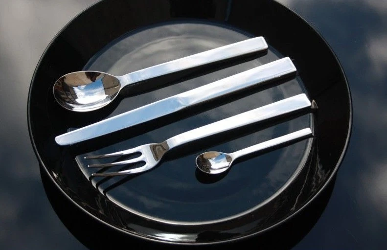 Alessi Dessertvork Santiago - DC05/5 - Door David Chipperfield 2 Alessi Dessertvork Santiago - DC05/5 - Door David Chipperfield - Afbeelding 2