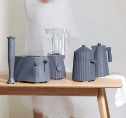 Alessi Staafmixer Set Plissé - Grijs - Michele De Lucchi - MDL10S G 13 Alessi Staafmixer Set Plissé - Grijs - Michele De Lucchi - MDL10S G -Le Creuset Winkel Alessi Plisse Grijs 8