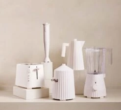Alessi Broodrooster Plissé + Alessi Waterkoker Plissé 1.7 Liter - Wit - Michele De Lucchi -Le Creuset Winkel Alessi Plisse Wit