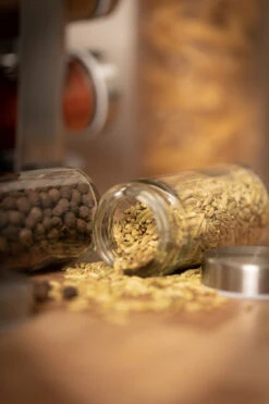 Blackwell Kruidenrek / Kruidencarrousel - Inclusief 12 Kruidenpotjes - RVS 10 Blackwell Kruidenrek / Kruidencarrousel - Inclusief 12 Kruidenpotjes - RVS -Le Creuset Winkel COOK4382