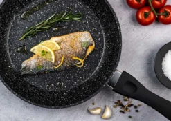 Westinghouse Koekenpan Marble - ø 28 Cm - Standaard Anti-aanbaklaag -Le Creuset Winkel Clipboard02 23