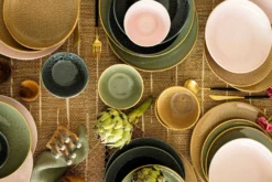 Jay Hill Serviesset Alderney - 16-delig / 4 Personen - Bruin/Geel -Le Creuset Winkel Set 2 Sfeer Eilanden Klein 6 10 scaled