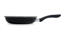 BK Koekenpan Fortalit - ø 24 Cm - Geëmailleerde Anti-aanbaklaag 14 BK Koekenpan Fortalit - ø 24 Cm - Geëmailleerde Anti-aanbaklaag -Le Creuset Winkel c196567377165b80439afa290406321e340708b7 B1208 714 FORTA PD HR 300dpi 1