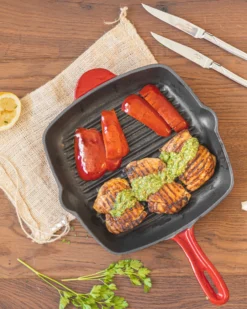 Blackwell Grillpan - Gietijzer - Rood - 27 X 27 Cm - Zonder Anti-aanbaklaag 6 Blackwell Grillpan - Gietijzer - Rood - 27 X 27 Cm - Zonder Anti-aanbaklaag -Le Creuset Winkel item 25 1