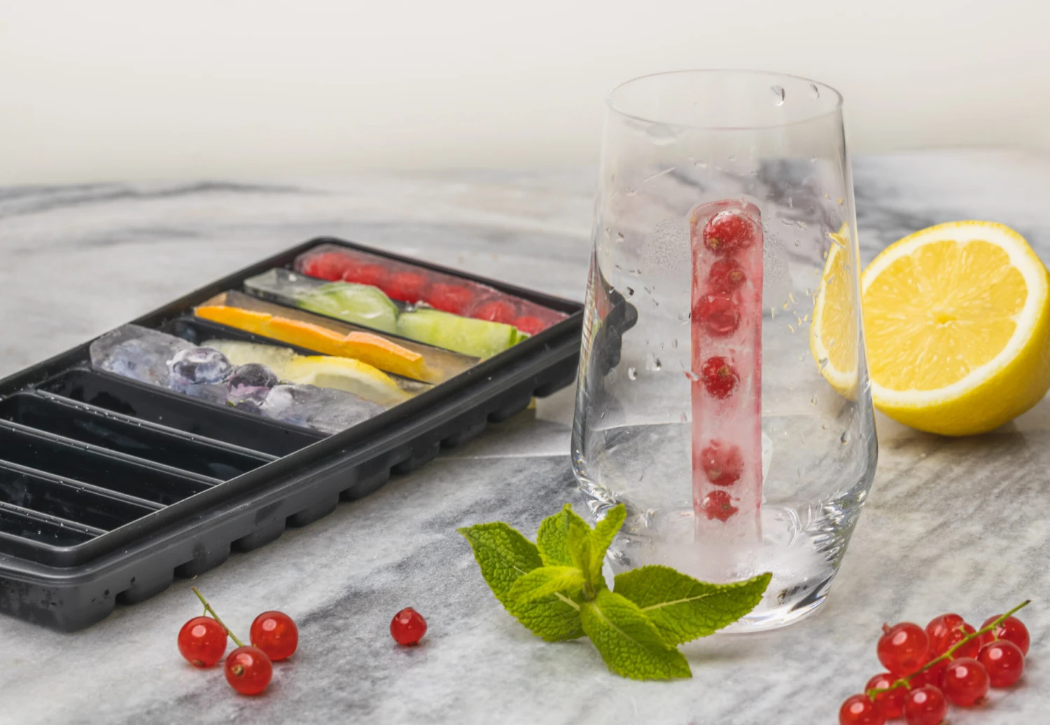 Sareva IJsblokjesvorm - 10 Ijsstaafjes - Siliconen - Easy Release - Herbruikbaar 2 Sareva IJsblokjesvorm - 10 Ijsstaafjes - Siliconen - Easy Release - Herbruikbaar - Afbeelding 2