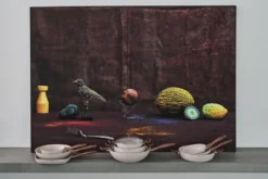 Sambonet Braadpan Rock 'n' Rose - Creme - ø 24 Cm / 4.5 Liter - Standaard Anti-aanbaklaag 13 Sambonet Braadpan Rock 'n' Rose - Creme - ø 24 Cm / 4.5 Liter - Standaard Anti-aanbaklaag -Le Creuset Winkel sambonet rock n rose sfeer11 2