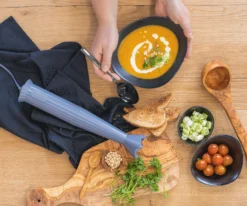 Alessi Staafmixer Set Plissé - Grijs - Michele De Lucchi - MDL10S G 9 Alessi Staafmixer Set Plissé - Grijs - Michele De Lucchi - MDL10S G -Le Creuset Winkel staafmixer 3 1